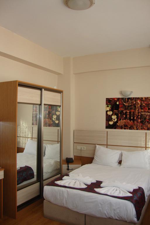 Royal Suites Besiktas Istanbul Exterior photo
