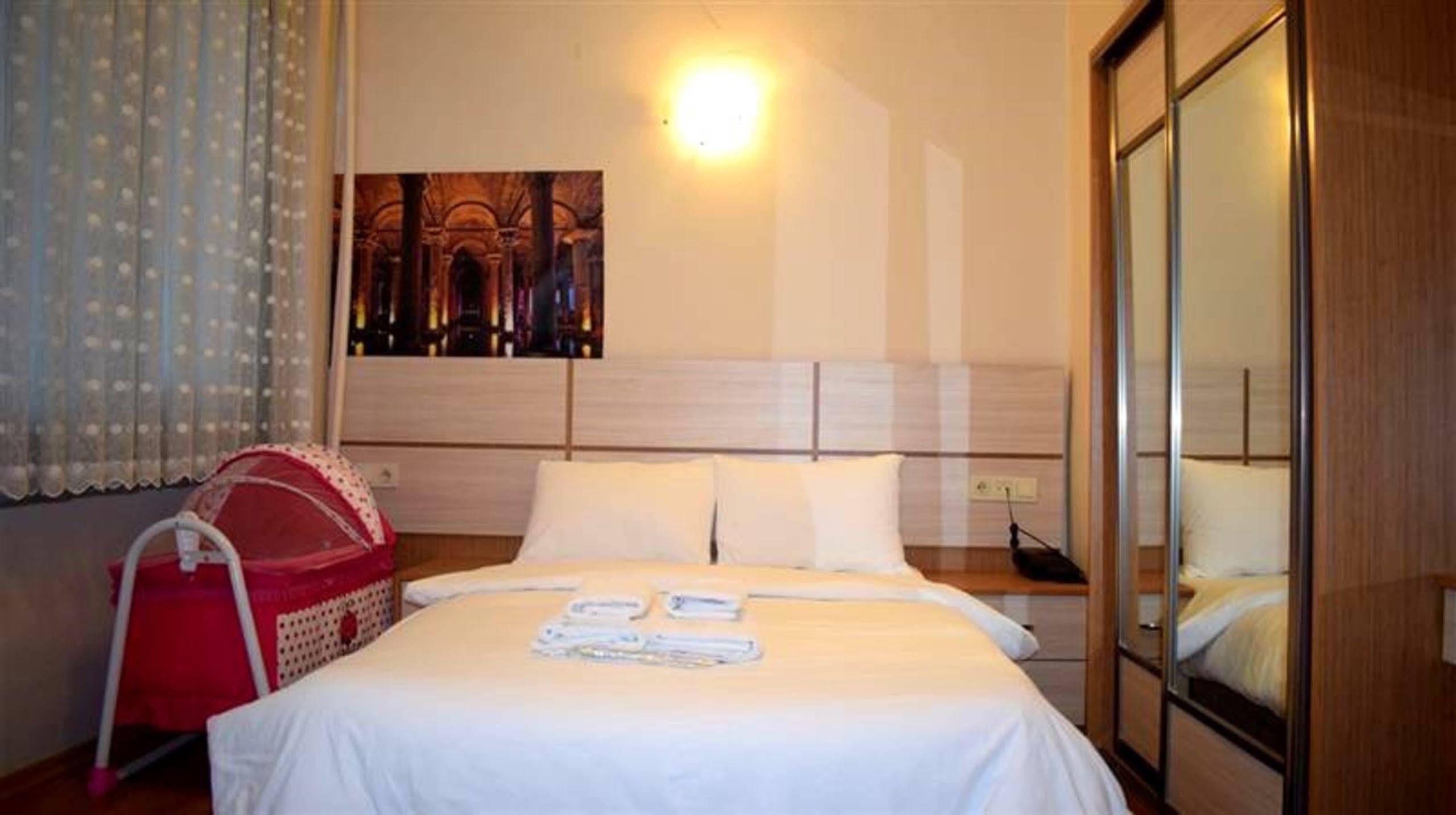 Royal Suites Besiktas Istanbul Exterior photo